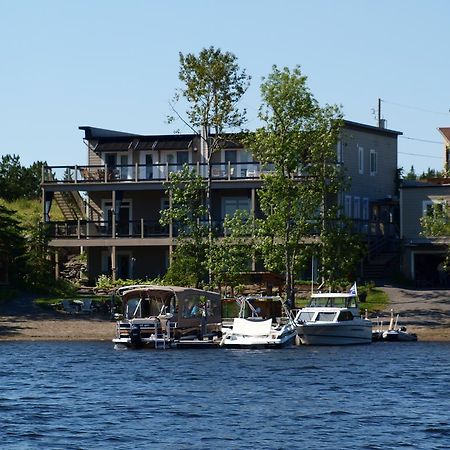 Auberge Sur Le Lac Temiscouata Temiscouata Sur Le Lac Exterior foto