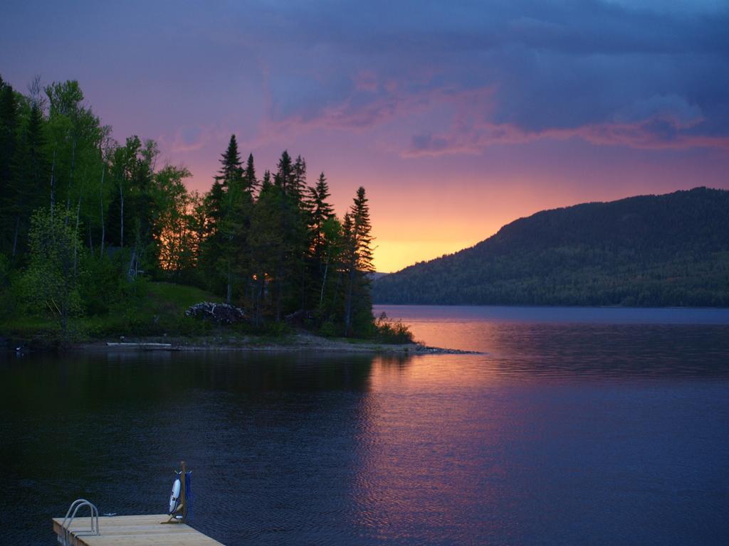Auberge Sur Le Lac Temiscouata Temiscouata Sur Le Lac Exterior foto
